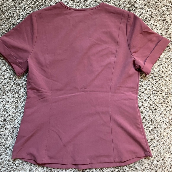 🎀Figs RARE Top🎀 - Picture 2 of 2